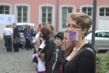 Stummer Protest gegen weitere Einsparungen am Theater. Foto: Christian Jöricke
