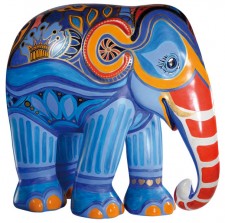 "The King - From Royal Blue to Water Blue" von Mana Binz. Foto: Elephant Expo