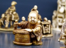 Detailaufnahme eines japanischen Netsukes. Foto: Stadtmuseum Simeonstift