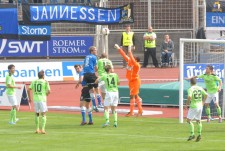 Kevin Knödler im Tor des SV Waldhof Mannheim sorgte dafür, dass seine Mannschaft nicht höher verlor. Foto: Christian Jöricke