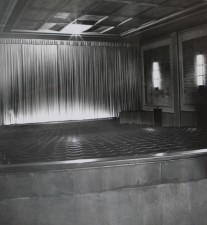 Das "Apollo-Theater" und das "Capitol" in der Brotstraße waren mit jeweils knapp 1000 Sitzplätzen die beiden größten Kinos der 40er und 50er Jahre in Trier. Foto: Bettina Leuchtenberg