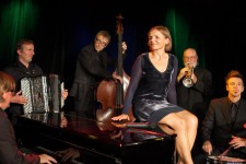 Florence Absolu tritt am 29. November mit Band in der Tufa auf. Foto: privat