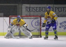 Ian Harper (Tor) und Michal Janega wären fast zu den Helden des Spiels geworden. Foto: Danny Engels
