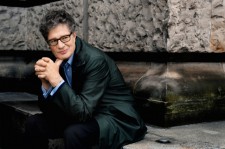 Roger Willemsen liest am 31. März im Trierer Theater. Foto: Theater Trier