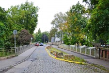 Weil sich manche Fahrer nicht an das zulässige Maximalgewicht hielten, wird die Hermesbrücke jetzt gesperrt. Foto: Presseamt Trier