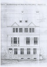 „Fasadenzeichnung zum Neubau Georg Kunze gehörig“ steht auf den Bauplänen vom August 1913. Das Haus in der Avelsbacher Straße 31 wurde 1914 fertiggestellt.