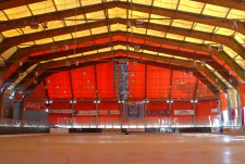 Ein Dach hat die alte Eissporthalle im Eurener Industriegebiet nicht mehr. Der Förderverein möchte dazu beitragen, dass es bald wieder eine Halle gibt. Archiv-Foto: Christian Jöricke
